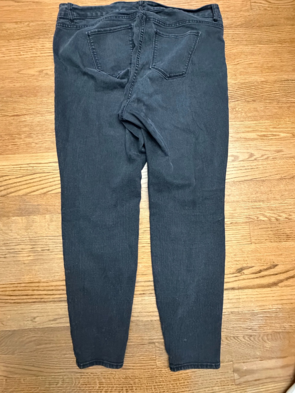 Old Navy Rockstar Mid-Rise Skinny Jeans Size 18 Regular Black - Picture 4 of 6